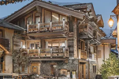 Image de Stunning 'Chalet Alpinesse' - Five Minutes From The Slopes Of Courchevel!