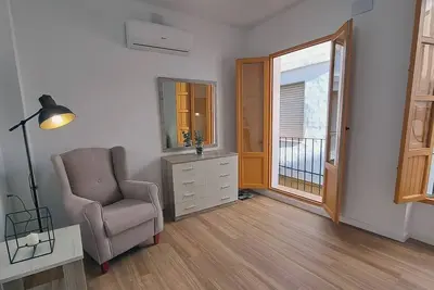 Image de Maison confortable de 2 étages à Sagunto