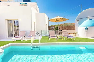 Image de Mournia Plaka - Deux Chambres Villa, Couchages 4