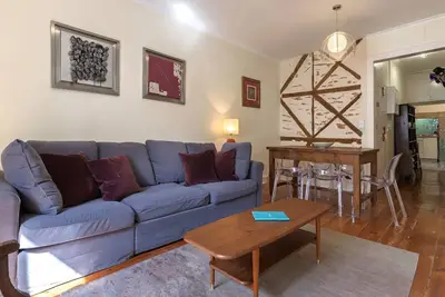 Image de Charm & Class 2bdr Property by LovelyStay