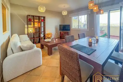 Image de Romantic penthouse and family overlooking the sea and the golf course, 900 meters from the beach.