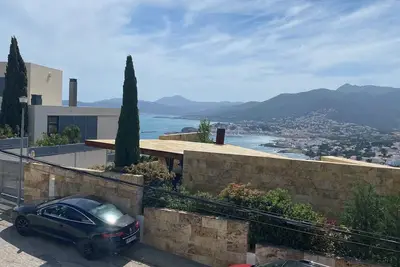 Appartement Vue Mer, Llanca  🇪🇸4 pers\nHill top  Appartment beautiful Sea View