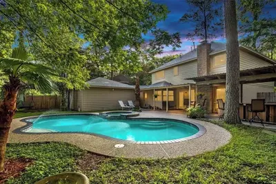 Image de Kingwood Retreat w/ Pool, Spa & Game Room in the Tranquil Livable Forest
