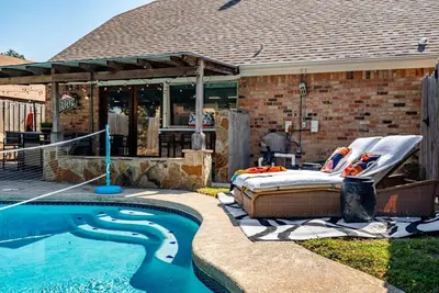 Splash Zone! BBQs, Bonfires & Pool Volleyball!