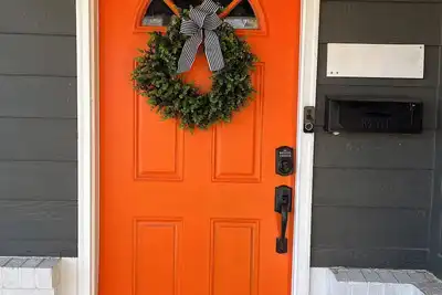 Image de Enjoy game days or a fun weekend in this charming 3 bedroom house in Stillwater!