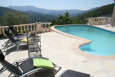 Image de Villa 'Stunning View' avec vue sur les montagnes, piscine privée et Wi-Fi