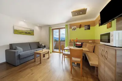 Image de Appartement 'Waldheim' avec vue sur les montagnes, Wi-Fi et climatisation