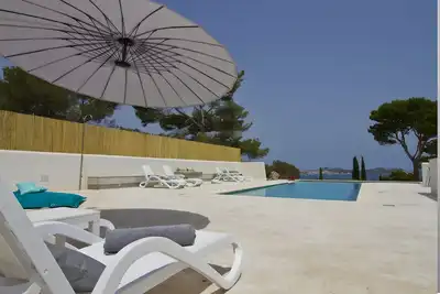 Maison de vacances 'Blanca' avec vue sur la mer, Wi-Fi et climatisation