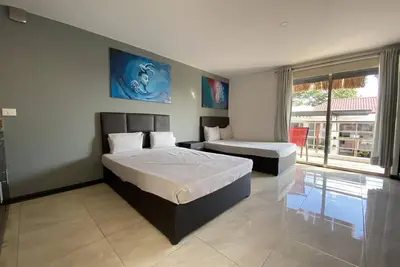 Image de Great Location Studio w/Kitchenette, Balcony, Pool