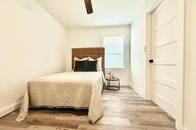 Image de Peaceful 1-bedroom duplex in West Plains