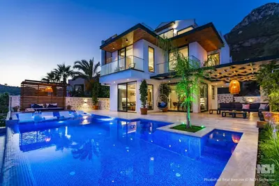 Image de Luxueuse villa de 3 chambres située à KasAntalya Turquie avec piscine privée et salle de sport