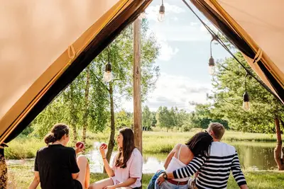 Glampine - Luxurious glamping tents in the Seru forest
