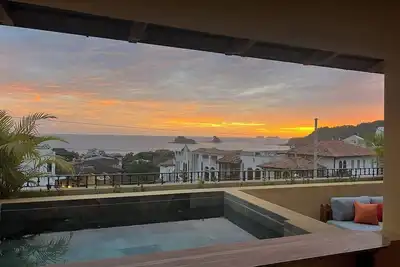 Image de Sunset Oceanview Villa w/ Private Plunge Pool