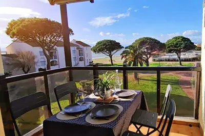 Image de Le Lac des reflets dorés