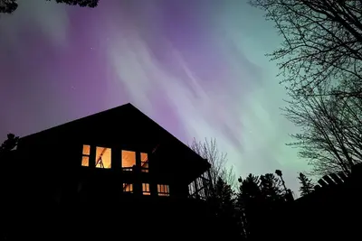 Image de Chalet du lac à la montagne - Lac et spa