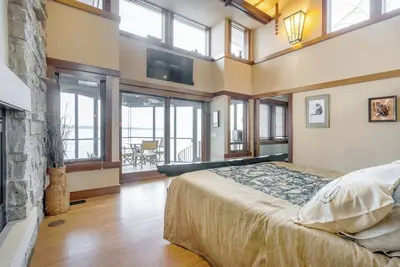 Image de Lake Mendota Luxury Dream Home