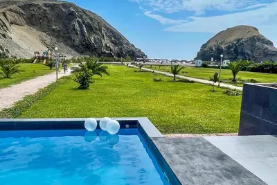 Image de House in front of the sea, with swimming pool, terrace, barbecue, Pet friendly!