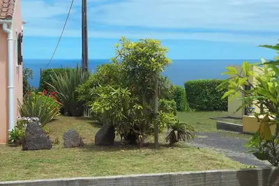 Image de Faial Cottage, Azores - Cozy Local Stay with Private Patio