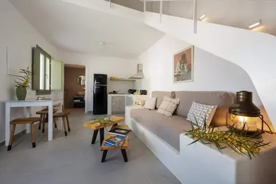 Image de Splendid Santorini Villa | Villa Theros | 1 Bedroom | Private Pool | Gorgeus Sea View | Furnished Outdoor Area | Parking Area | Oia