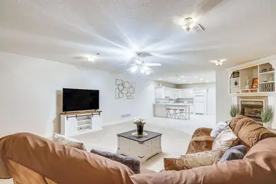 Image de 6 Mi to Town: Peaceful Lima Home!