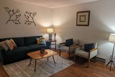 Image de Cozy 2-bedroom condo close to Csu campus