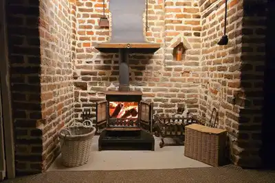 Image de Beautiful historic cottage pets welcome