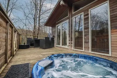 1 Miller'S Island, pet friendly, country holiday cottage in Lanreath