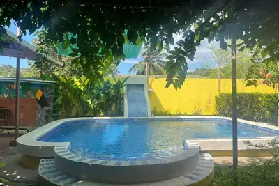 Image de Alojamiento con piscina para vacacionar en Puntarenas