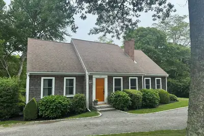 Image de Charming 4-bedroom house with Ac and WiFi steps from Wequassett Resort