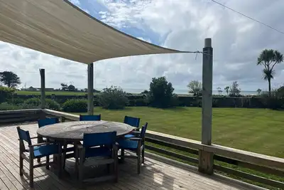Image de Coastal Farm Cottage at Flat Point Beach