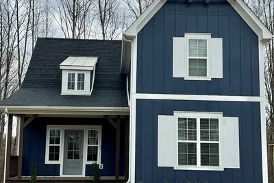 Image de Charming 3-bedroom house near Holiday Landing Marina at Tims Ford Lake.