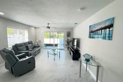 Image de Charming Two bedroom house near Beaches and Tampa Bay attractions.
