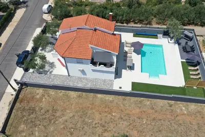 Image de Superbe maison à Biograd