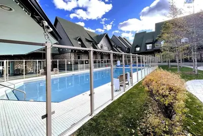 Image de Cozy Mountain Chalet at Mystic Springs with Pool & Hot Tub Access!