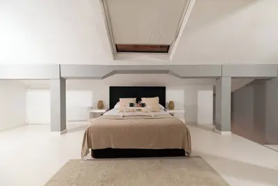 Image de Elegant Duplex Penthouse with Parking