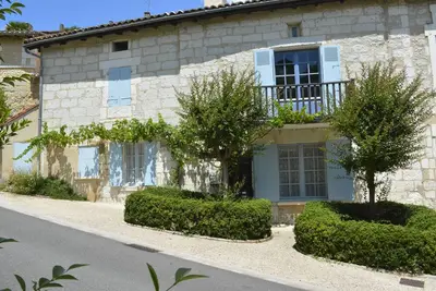 Image de Charming house in the center of one of the most beautiful villages in France!