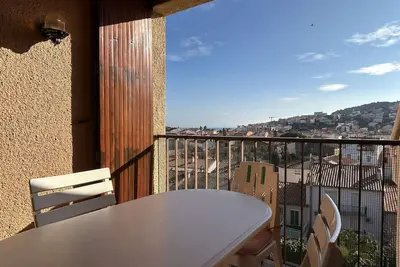 Image de Studio mezzanine calme, 5 couchages, parking privé