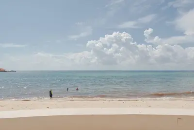 Image de Family-Friendly 3-Bedroom Oceanfront Condo at Xaman Ha, Playa del Carmen