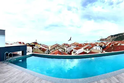 Image de 2-Bedroom Apartment with Rooftop Pool & Underground Parking in Nazaré, Portugal