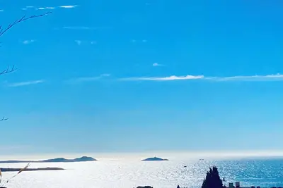 Image de Penthouse d'exception avec vue mer panoramique dans une résidence  avec piscine