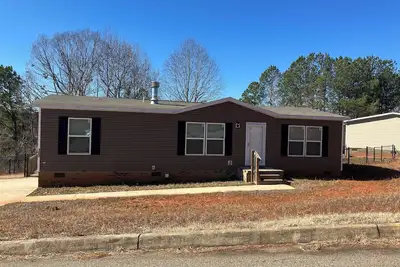 Image de Charming 3-bedroom home in Easley. Convenient to Greenville and Clemson