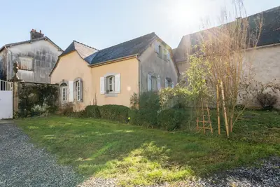 Image de La Maison Vergès - 3 chambres - grand salon - petit jardin