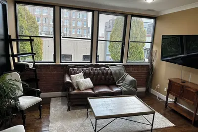 Image de Cozy 2-Bedroom Suite w/ King Bed