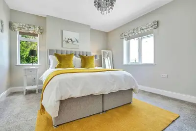Image de Central 6-bedroom house close to Beach and amenities