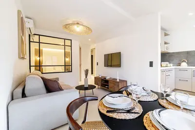 Image de Magnifique appartement - Vieux Nice - Proche Place Rossetti