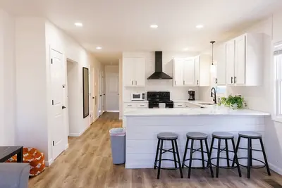 Image de Earl Grey - Studio Space in Downtown Lexington