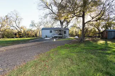 Image de Charming cabin with WiFi and Ac in delightful Belton