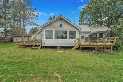 Image de Private Dock & Lake Views: Home on Lime Lake