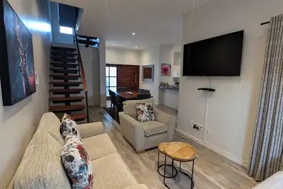 Image de Charming 2-bedroom apartment with WiFi, fitness gym in amazing Victoria Falls