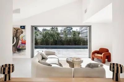 Image de Villa  Petra  avec piscine chauffée et sécurisée pour 10 personnes